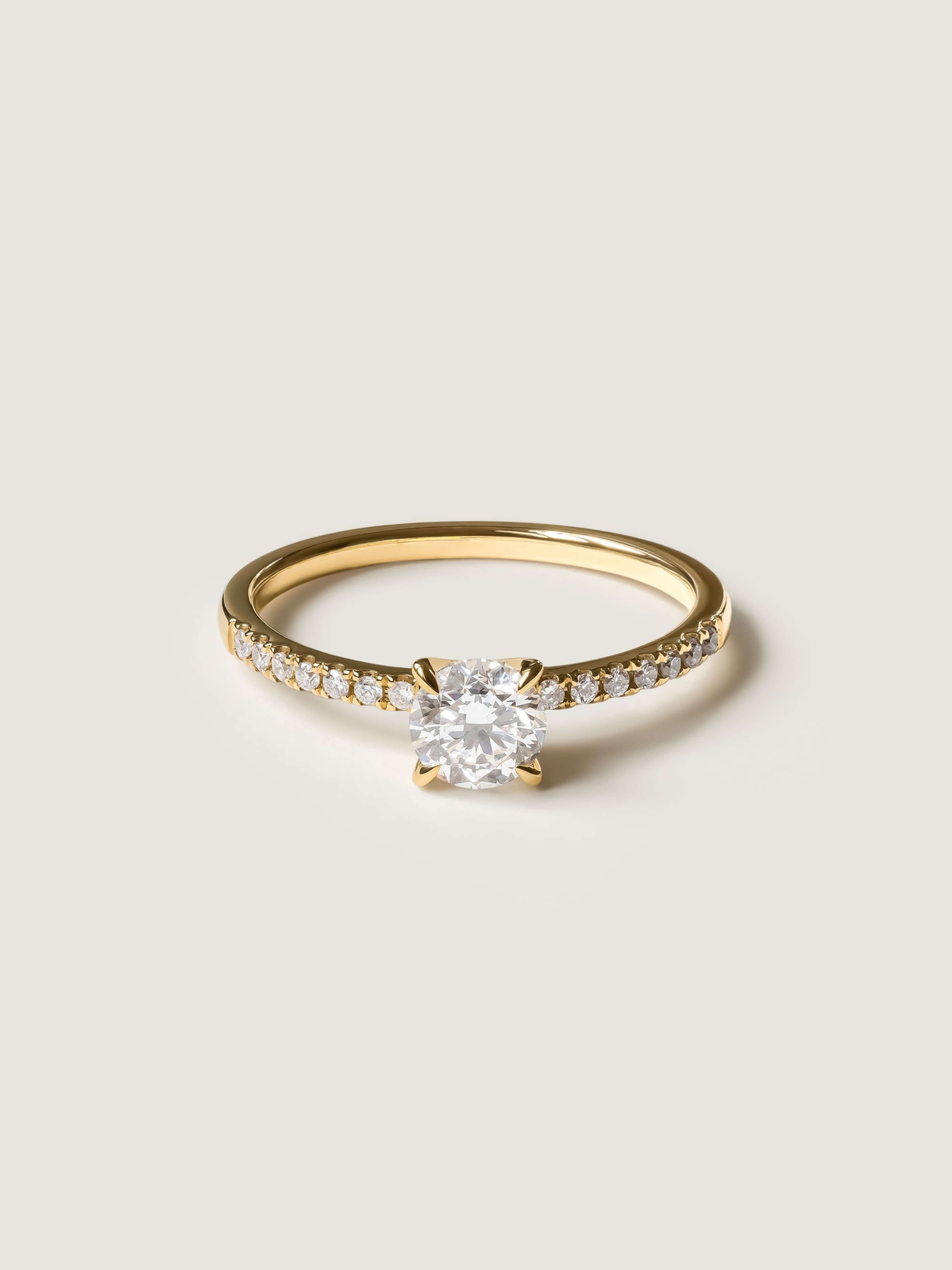 Pavé Ring in yellow gold