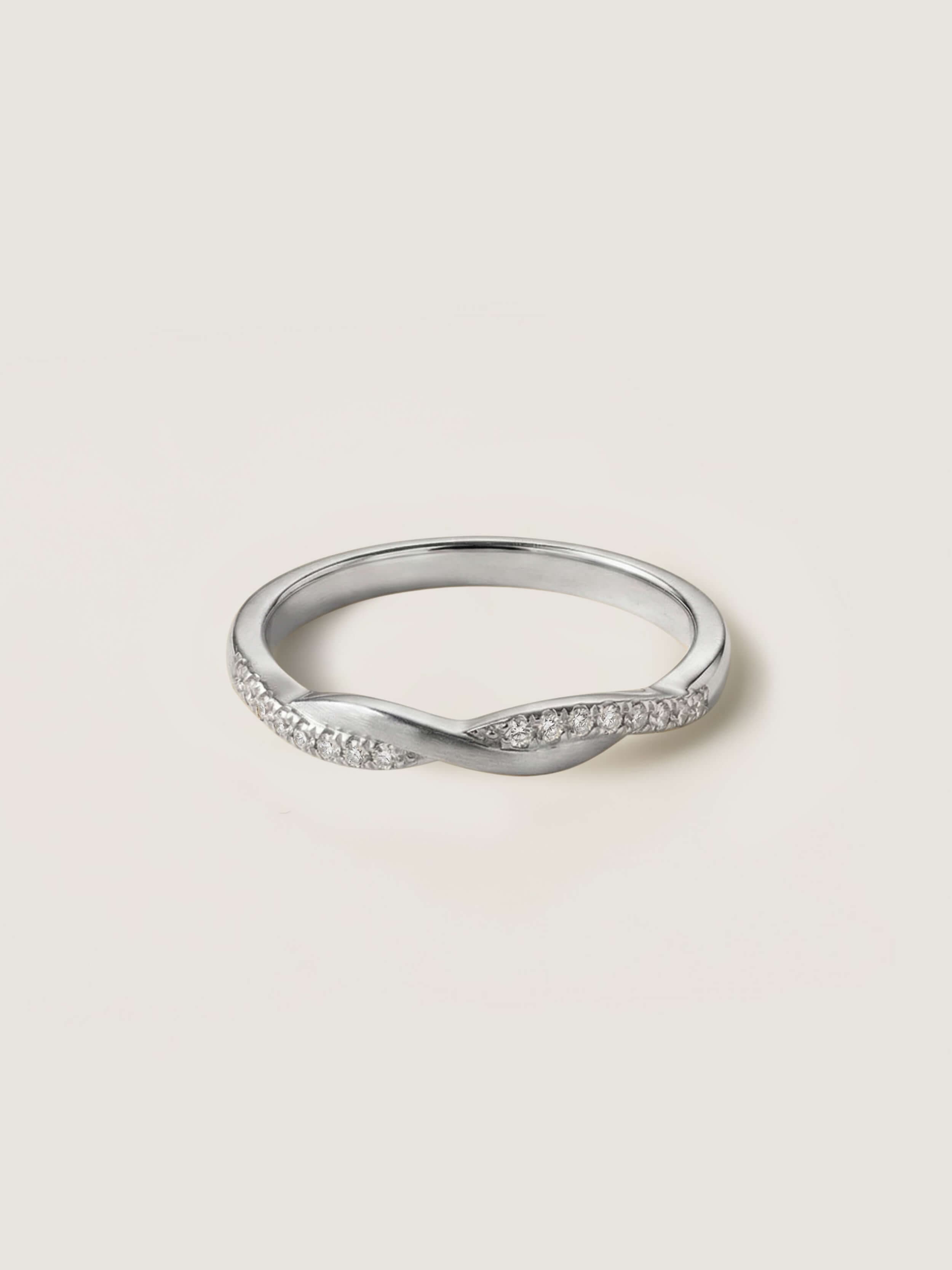 Infinity Pavé Ring in white gold