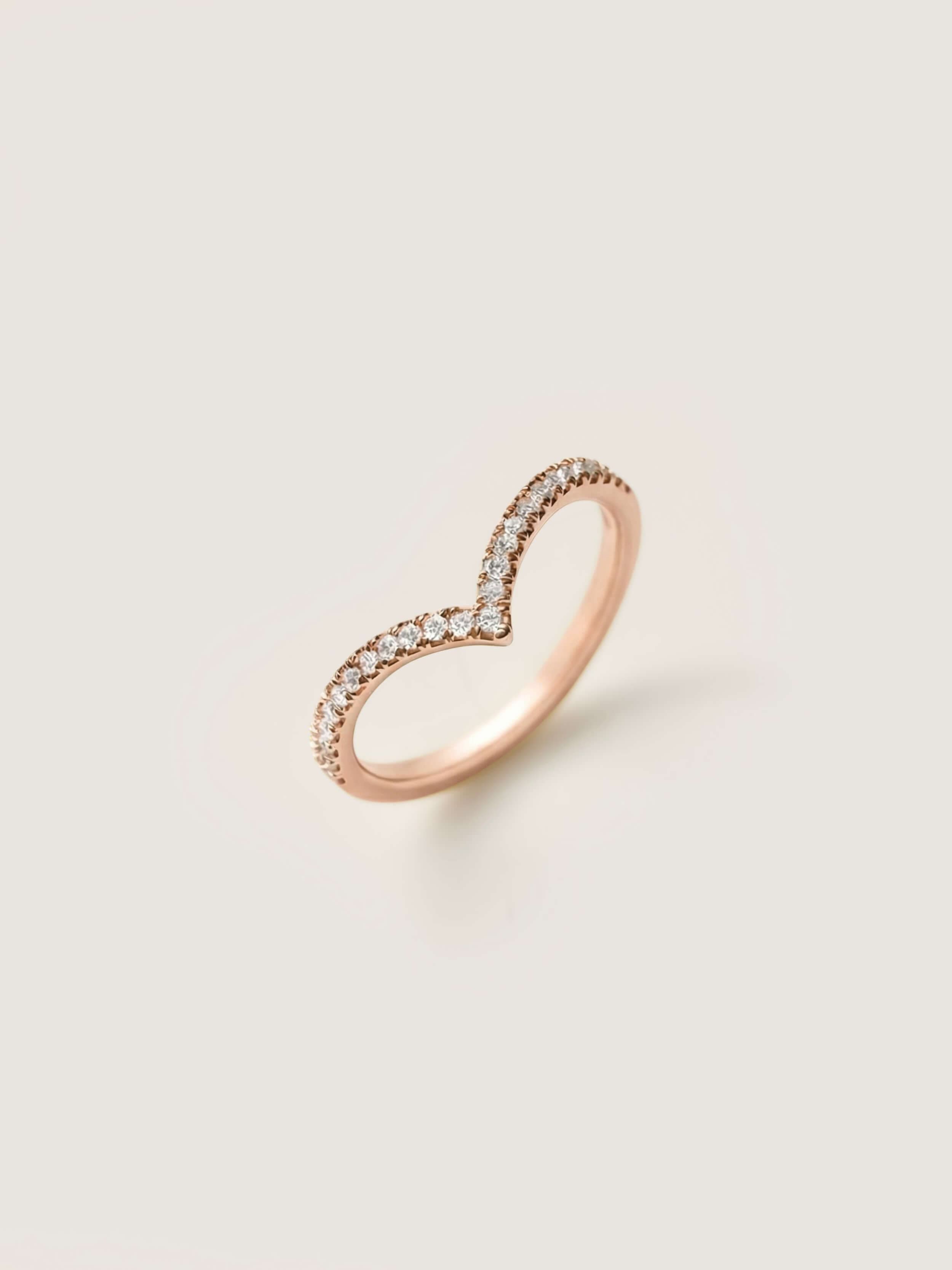 Women's Symbol Pavé Ring in rose gold