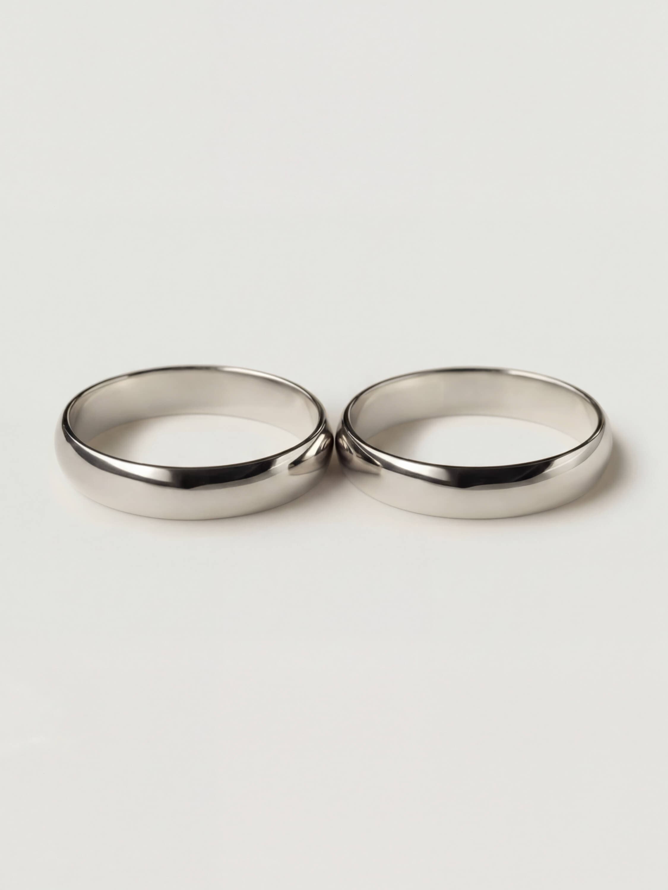 Classic HR 5mm Duo Wedding Rings in White Gold